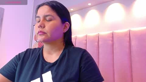 Keily Ross online show from February 2026 11:19:02 PM