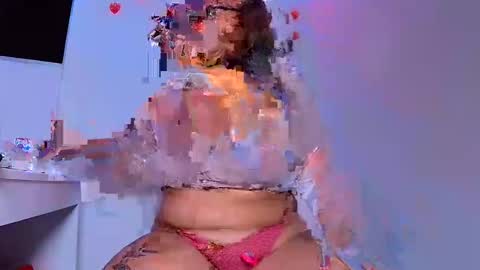 Snapshot of keira_bbw5 chatting on February 2025 12:52:02 AM keirabbw online show from February 2025 12:52:02 AM