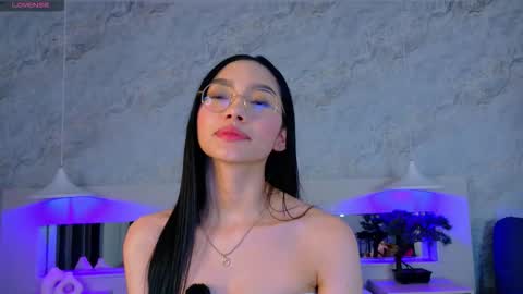 Keira Corleone online show from November 2025 04:33:02 AM