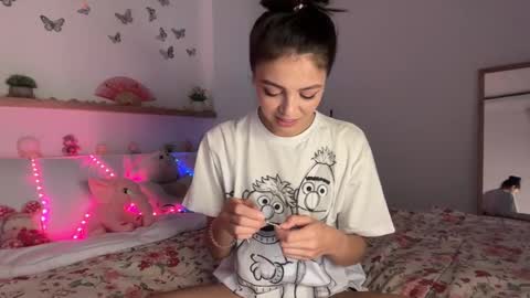 keira online show from November 2025 12:20:02 AM