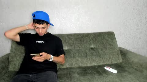 Snapshot of keity_sex20 chatting on April 2026 02:56:01 AM VALENTINA-18 NIKOLAI-19 -SEBAS-19 online show from April 2026 02:56:01 AM