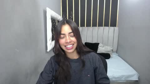  K E I Z Y  online show from December 2024 04:27:01 PM