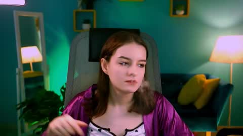 kelliebanshe online show from March 2026 04:13:02 AM