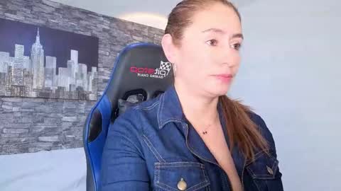 Kelly online show from May 2026 07:21:01 PM