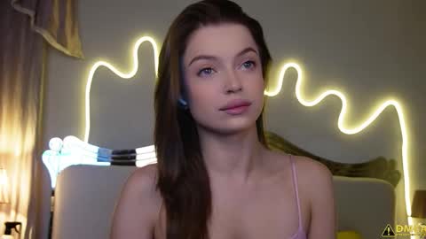 Kelly online show from January 2026 05:12:01 AM