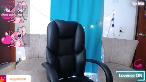 elena online show from October 2025 09:01:01 PM