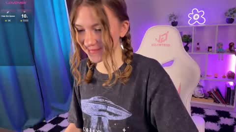 Snapshot of kelly_sunnn chatting on April 2026 08:12:01 AM Kelly online show from April 2026 08:12:01 AM