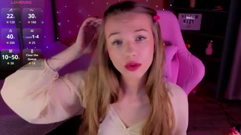 Kelly online show from April 2026 05:52:01 AM