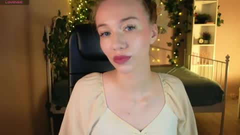 Kelly online show from April 2026 05:38:02 AM