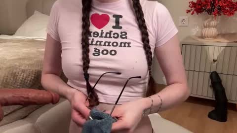 Snapshot of kellyberry__ chatting on September 2025 03:01:01 PM Kelly online show from September 2025 03:01:01 PM