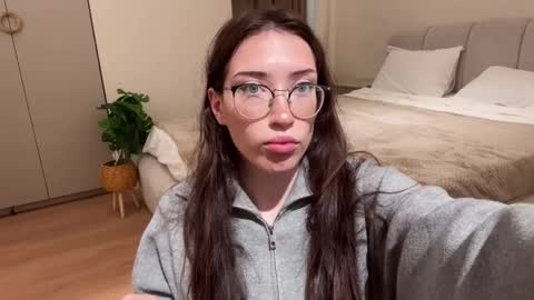 Snapshot of kellyberry__ chatting on September 2025 08:30:01 AM Kelly online show from September 2025 08:30:01 AM