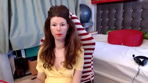 Snapshot of kellynumber chatting on April 2026 06:44:01 AM kelly online show from April 2026 06:44:01 AM