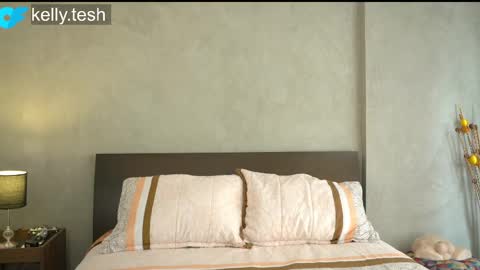 Kelly online show from April 2026 04:56:02 PM