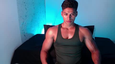 Snapshot of ken__owensx chatting on May 2026 05:40:02 PM ken__owensx online show from May 2026 05:40:02 PM