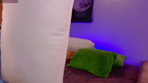Snapshot of ken_boy_ chatting on May 2026 02:45:01 PM online show from May 2026 02:45:01 PM