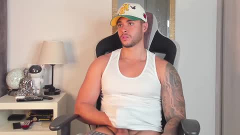 ken_mailik online show from October 2025 09:56:01 PM
