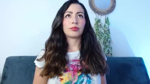 Snapshot of kendal_mosk chatting on February 2026 07:01:01 PM Valery online show from February 2026 07:01:01 PM