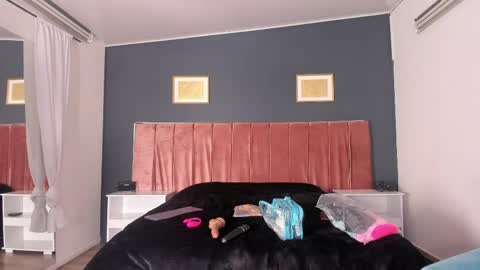 Snapshot of kendalcurvy chatting on May 2026 11:46:02 PM Kendal online show from May 2026 11:46:02 PM