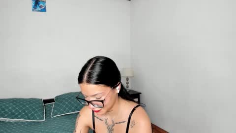 Kendal online show from November 2025 03:34:01 PM