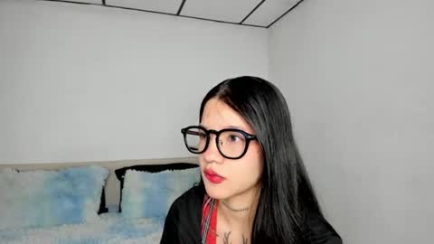 Snapshot of kendalgrey01 chatting on June 2026 02:27:01 PM Kendal online show from June 2026 02:27:01 PM