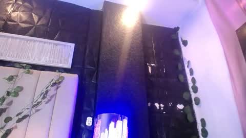 kendall_saenz online show from September 2025 07:50:01 PM