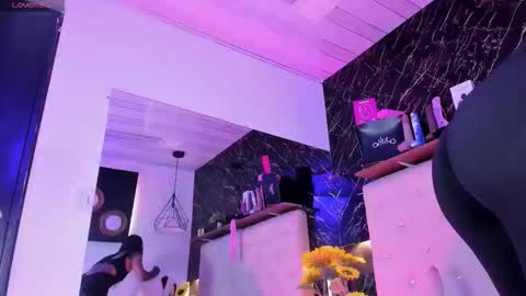 Kendall online show from March 2026 02:12:02 PM