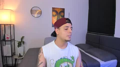 Snapshot of kendel_dimitri chatting on July 2026 06:47:02 AM kendel_dimitri online show from July 2026 06:47:02 AM