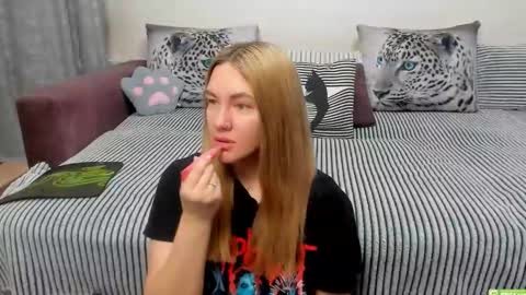 Kendra online show from November 2025 11:40:01 PM