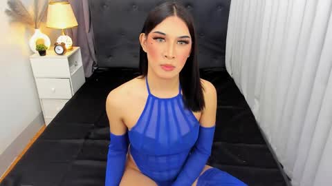 Kendra online show from February 2025 11:25:01 AM