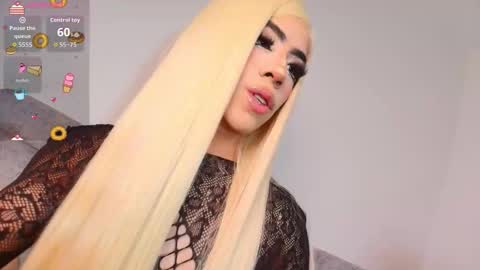 Snapshot of kenia_fox1 chatting on October 2025 01:34:01 PM kenia_fox1 online show from October 2025 01:34:01 PM