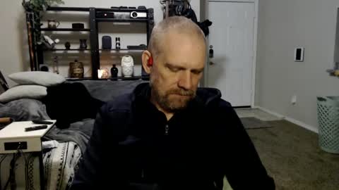 Ken Kuddles online show from February 2025 12:37:01 PM