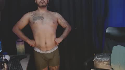 Kenlly online show from March 2026 01:44:01 AM