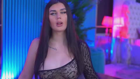 Kendra online show from November 2025 03:22:02 PM