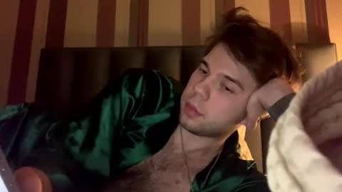 Bennet Shark online show from February 2025 07:02:01 PM