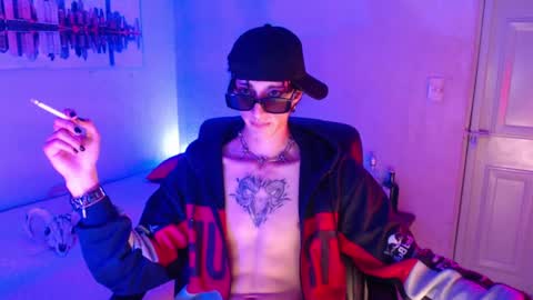 Snapshot of kenny__hot chatting on February 2025 09:23:02 PM kenny online show from February 2025 09:23:02 PM