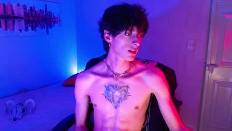 Snapshot of kenny__hot chatting on February 2025 12:40:01 AM kenny online show from February 2025 12:40:01 AM