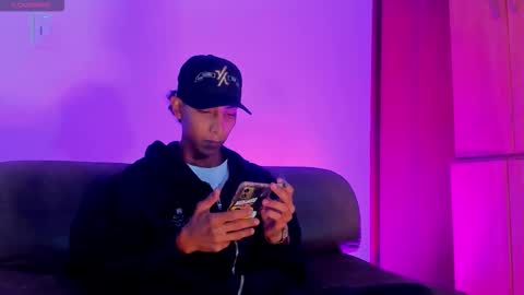 Kenny online show from October 2025 12:17:01 PM