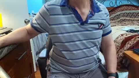 Snapshot of kent_ham chatting on April 2026 09:39:33 PM kent_ham online show from April 2026 09:39:33 PM