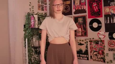 Snapshot of kenyattawestermark chatting on January 2026 09:44:02 AM Lisa online show from January 2026 09:44:02 AM