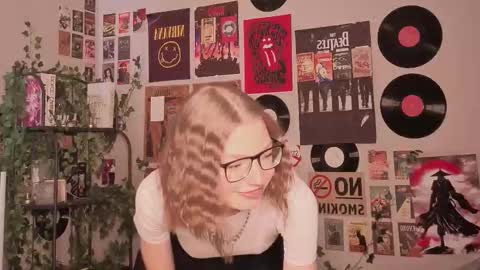 Snapshot of kenyattawestermark chatting on January 2026 09:03:01 AM Lisa online show from January 2026 09:03:01 AM