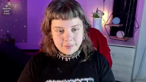 Kenzie online show from October 2025 04:36:01 AM