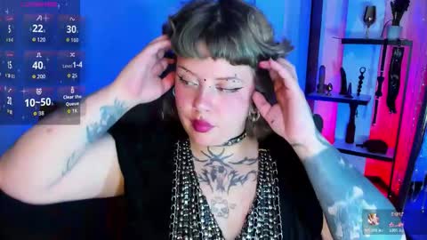 Kenzie online show from November 2025 05:30:02 AM