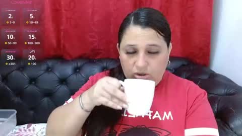 Snapshot of kerly_doll chatting on June 2026 01:19:02 PM K E R L Y online show from June 2026 01:19:02 PM