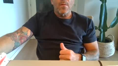Snapshot of kermitgp3 chatting on June 2026 04:53:01 PM Anton online show from June 2026 04:53:01 PM
