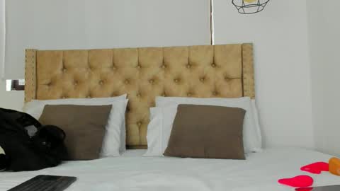 Kery Hillson online show from September 2025 11:45:01 AM