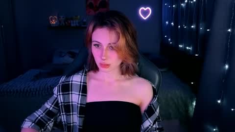 Snapshot of keti_moon chatting on May 2026 07:19:01 PM Keti 3 online show from May 2026 07:19:01 PM