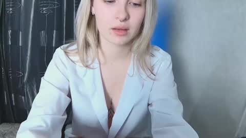 Snapshot of keticam chatting on December 2024 02:38:02 PM keticam online show from December 2024 02:38:02 PM