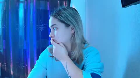 Snapshot of keticam chatting on December 2024 09:33:02 AM keticam online show from December 2024 09:33:02 AM