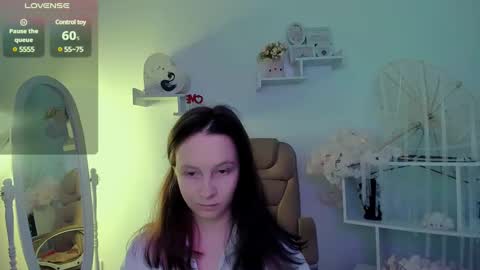 Snapshot of ketrin_n_ chatting on March 2025 06:27:01 AM Ketrin online show from March 2025 06:27:01 AM