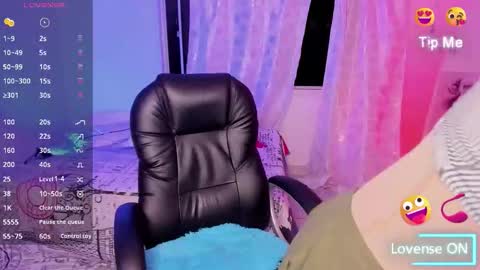 Ketzia online show from October 2025 12:29:01 AM